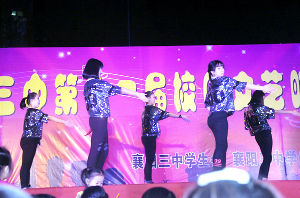 學生舞蹈《Paty、Attention》.JPG